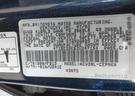 2003 Toyota Camry Le z USA, uszkodzony, nr VIN 4T1BE32K63U247154